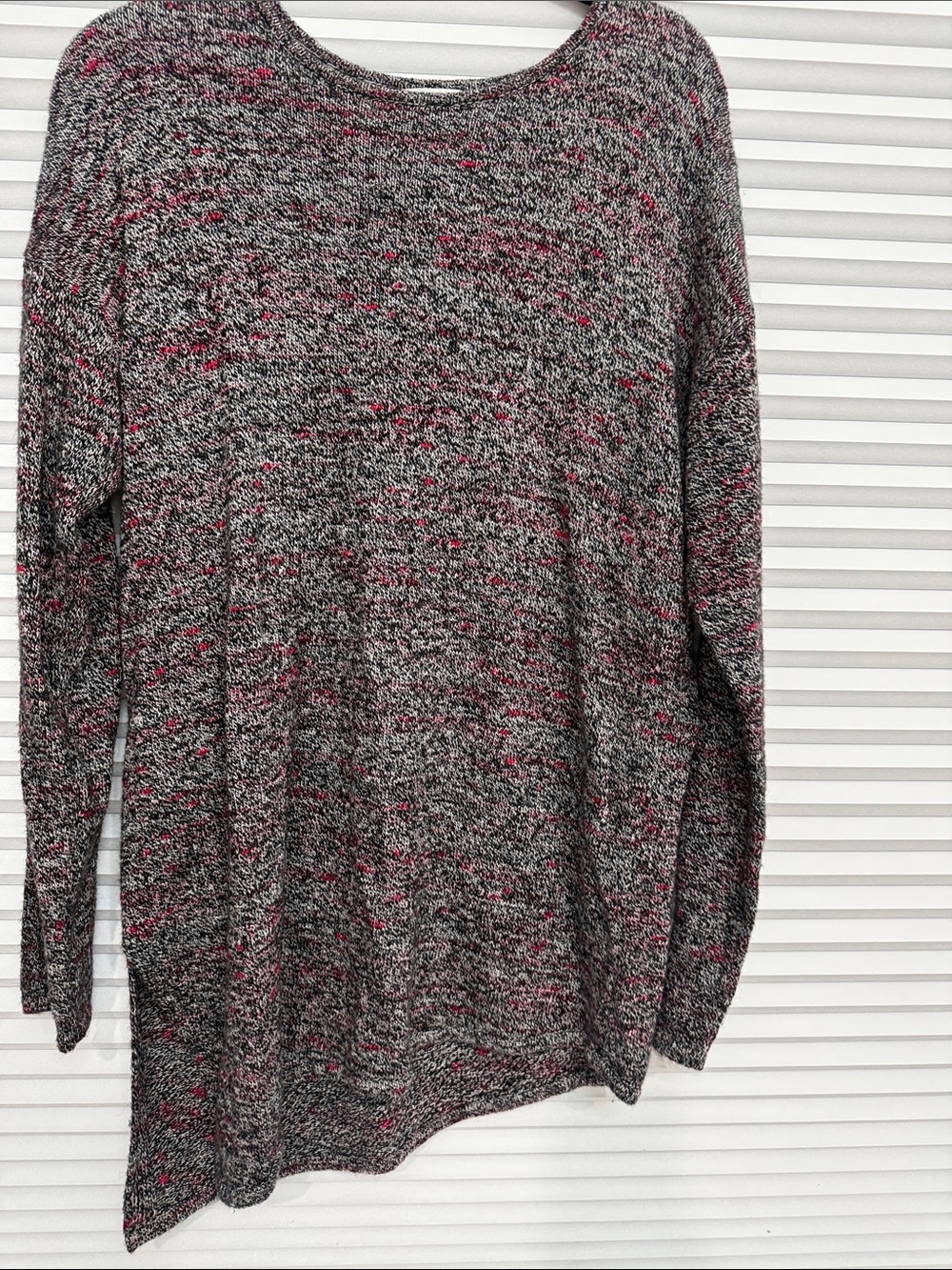 Cozy Marled Knit Women’s Sweater with Eye Catching asymmetrical Hem